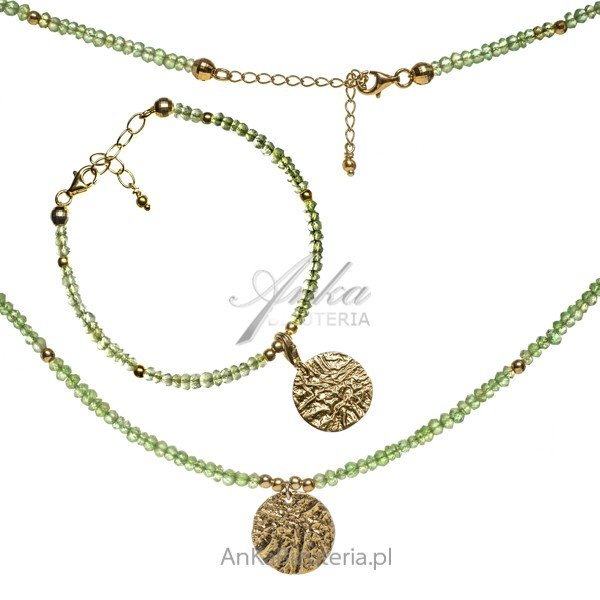 AnKa Biżuteria, Komplet srebrny pozłacany z oliwinem z wybitą monetą