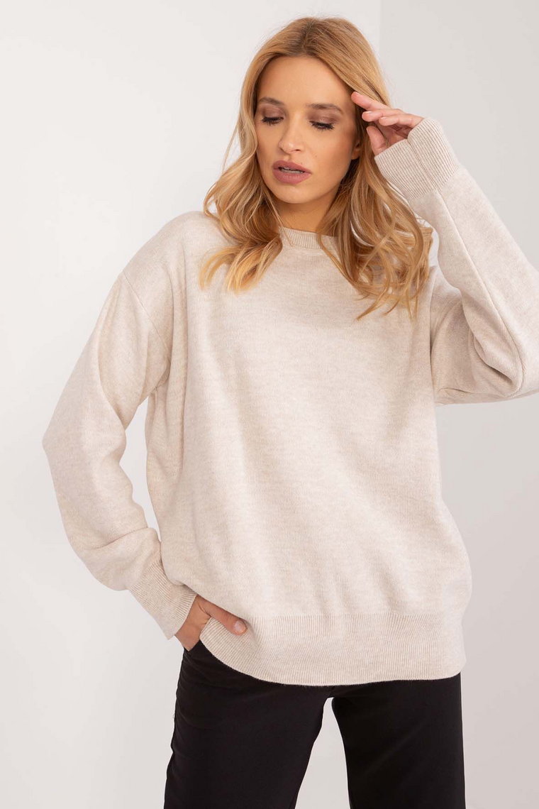 Sweter klasyczny o kroju oversize jasnobeżowy