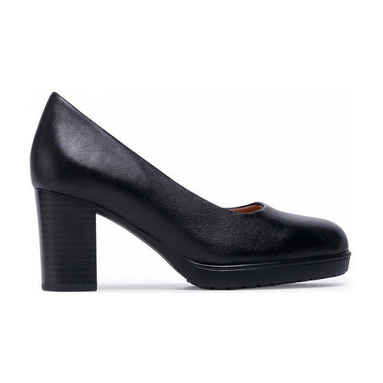 czarny elegant closed pumps Caprice