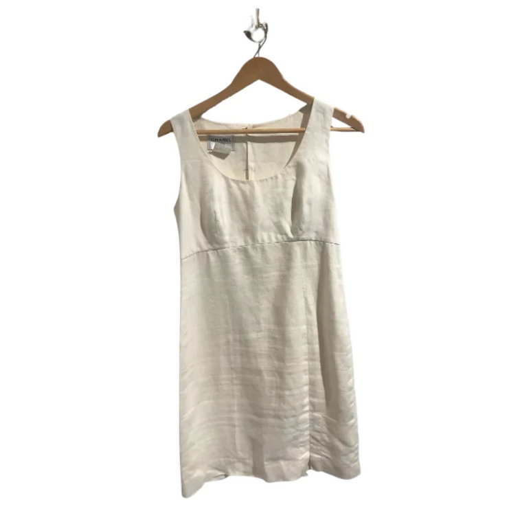 Pre-owned Linen dresses Chanel Vintage