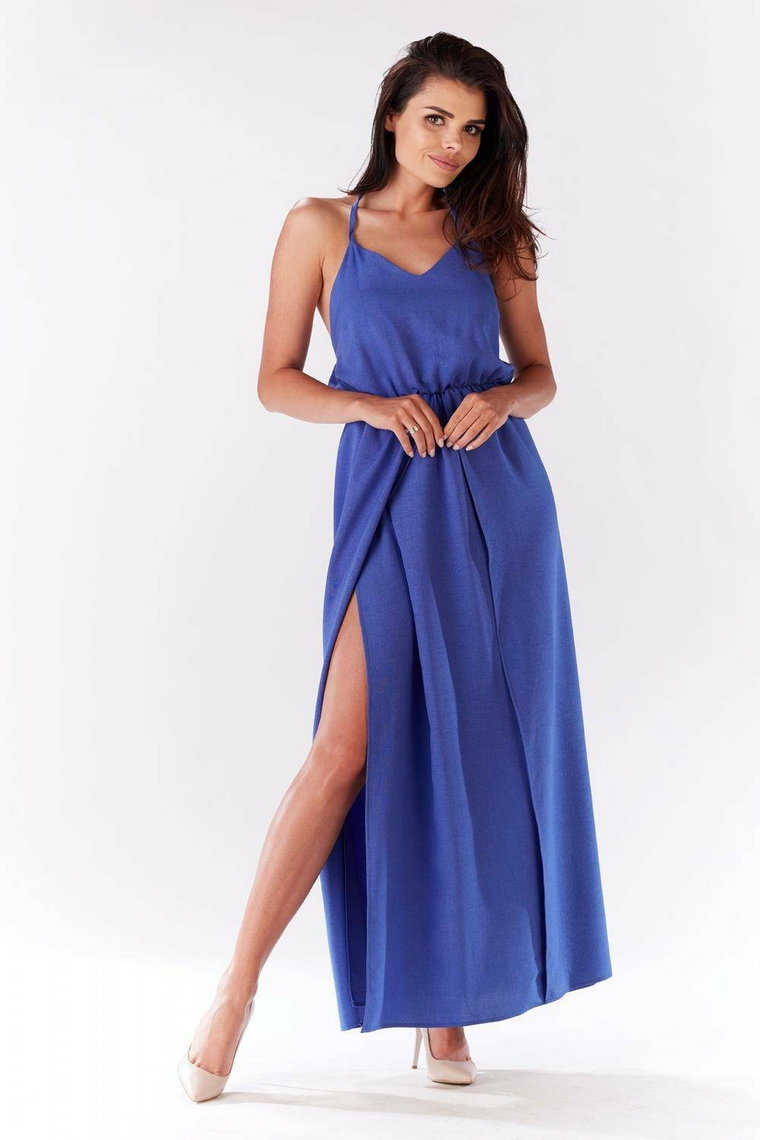 Długa sukienka na ramiączkach z rozcięciem na nodze niebieska