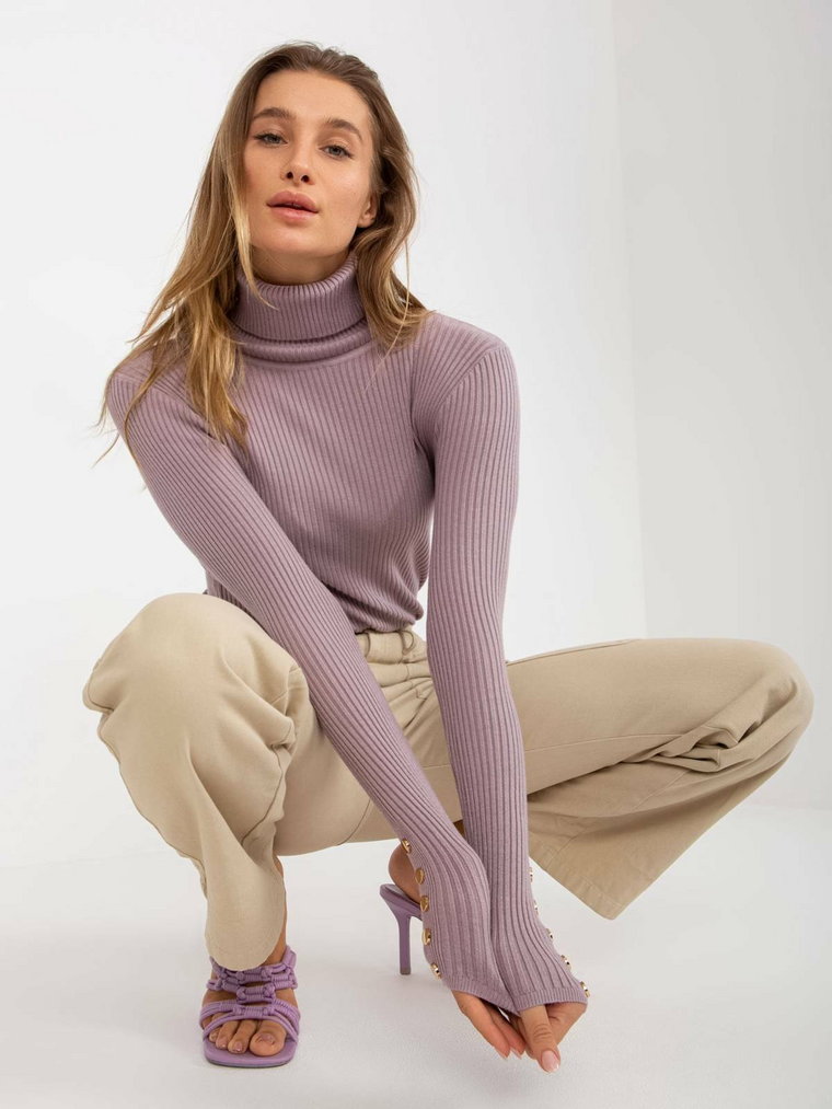 Sweter z golfem jasny fioletowy casual golf dekolt rękaw długi guziki materiał prążkowany