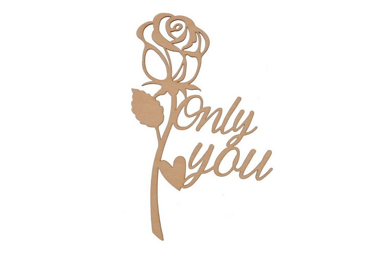 Róża z napisem "Only you"
