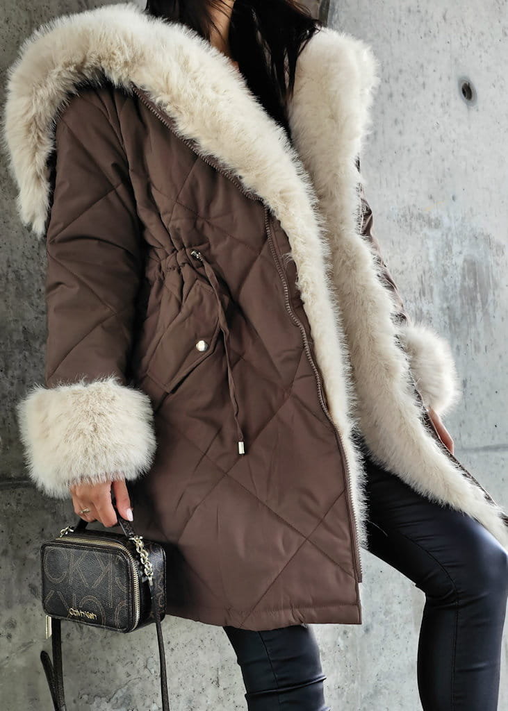 Pikowana Kurtka Parka z Futrem Chrissy Camel