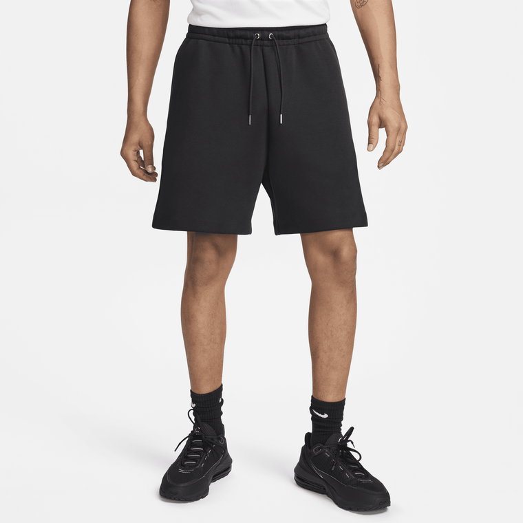 Męskie spodenki z dzianiny Nike Sportswear Tech Fleece Reimagined - Biel