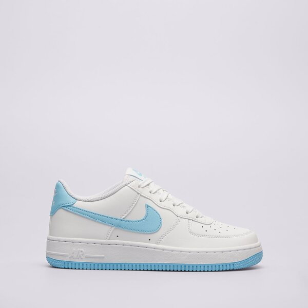 NIKE AIR FORCE 1 LV8