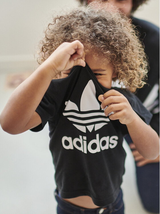 T-Shirt adidas