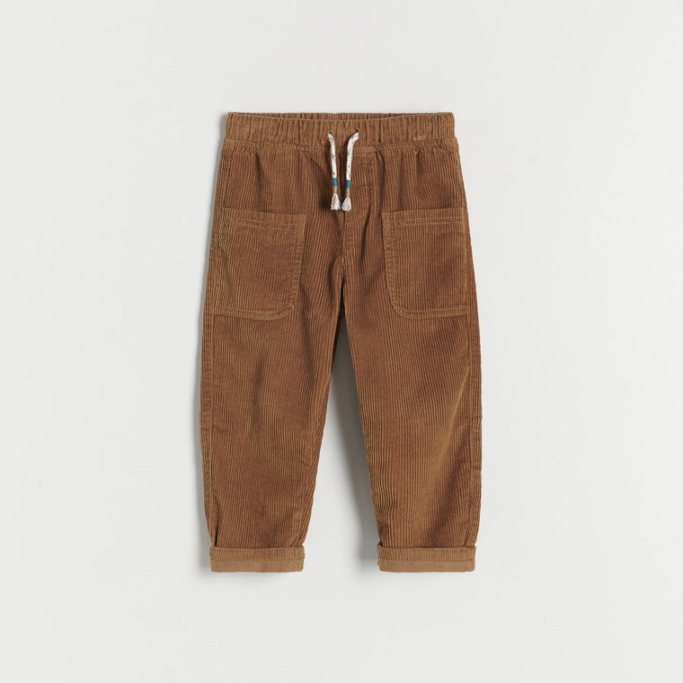 Reserved - Sztruksowe spodnie chino - brązowy