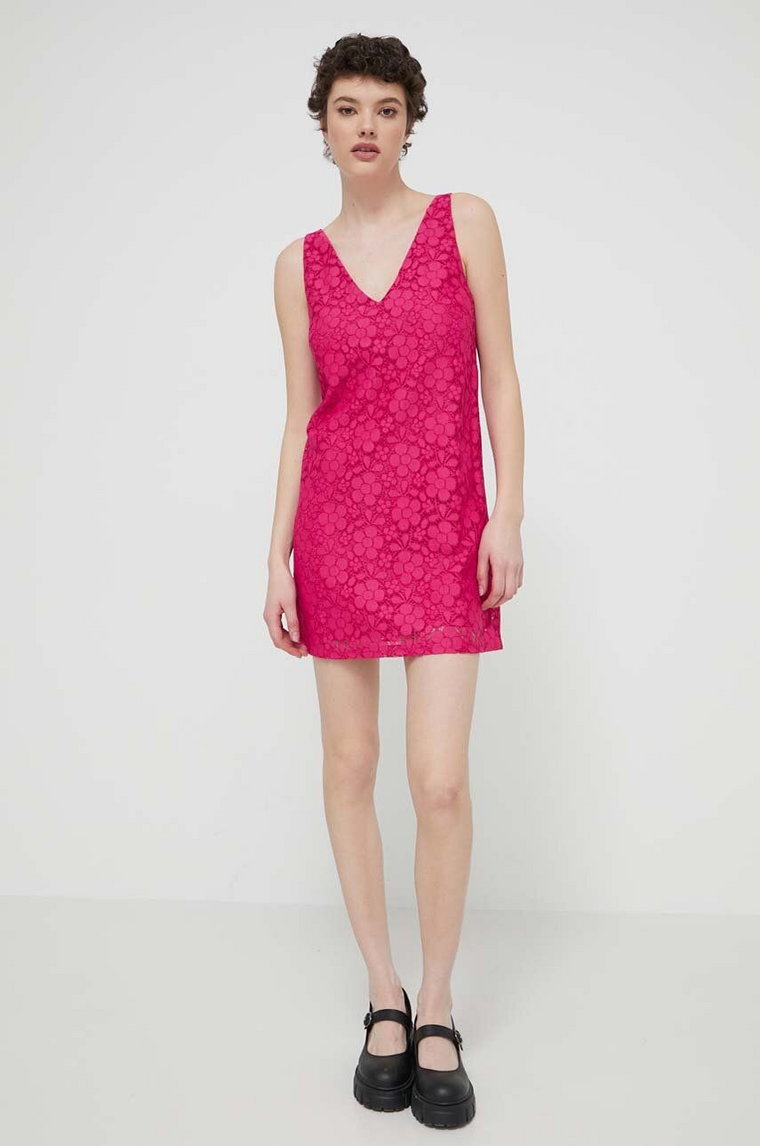 Desigual sukienka LACE kolor różowy mini prosta 24SWVW48