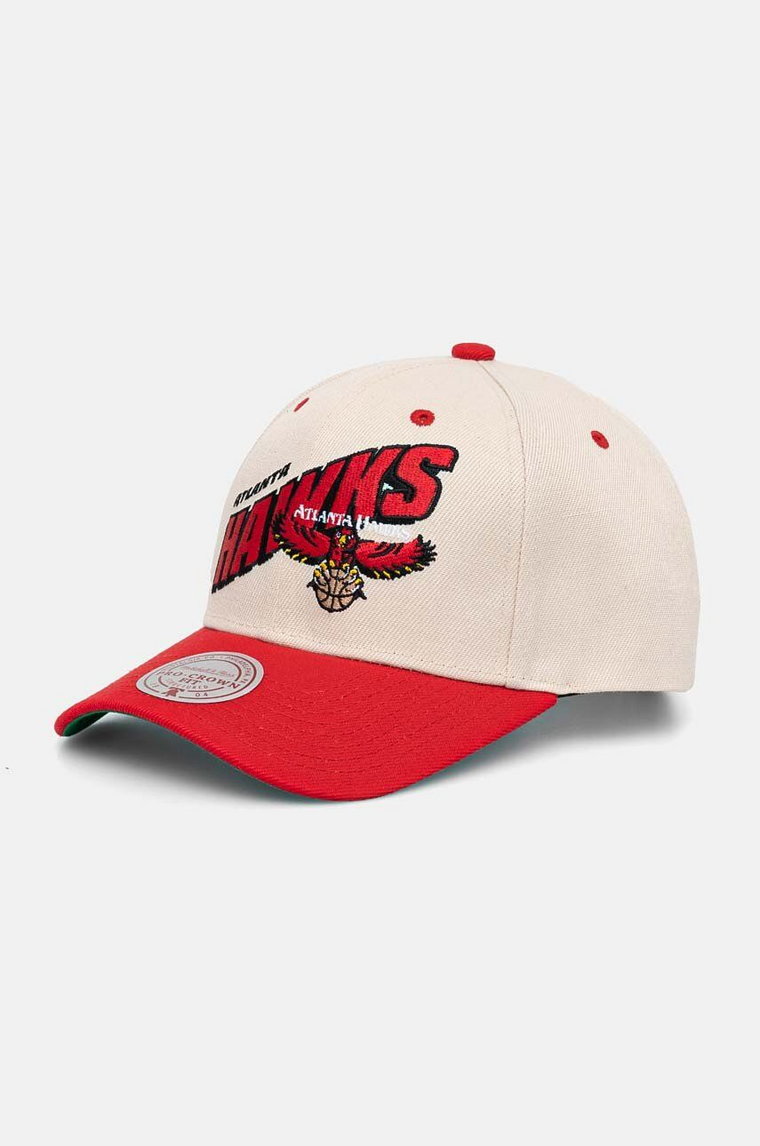 Mitchell&Ness czapka z daszkiem Atlanta Hawks kolor beżowy z aplikacją HHSS7506-AHAYYPPPOFWH