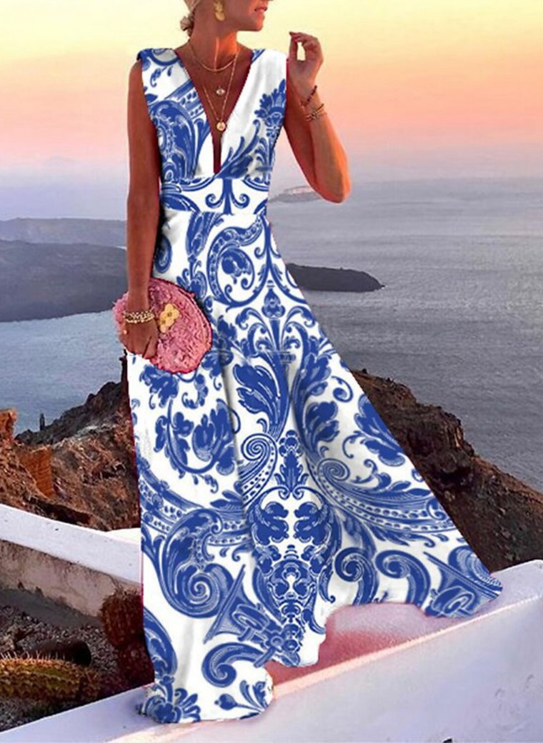 Sukienka maxi z głębokim dekoltem w kształcie litery V
