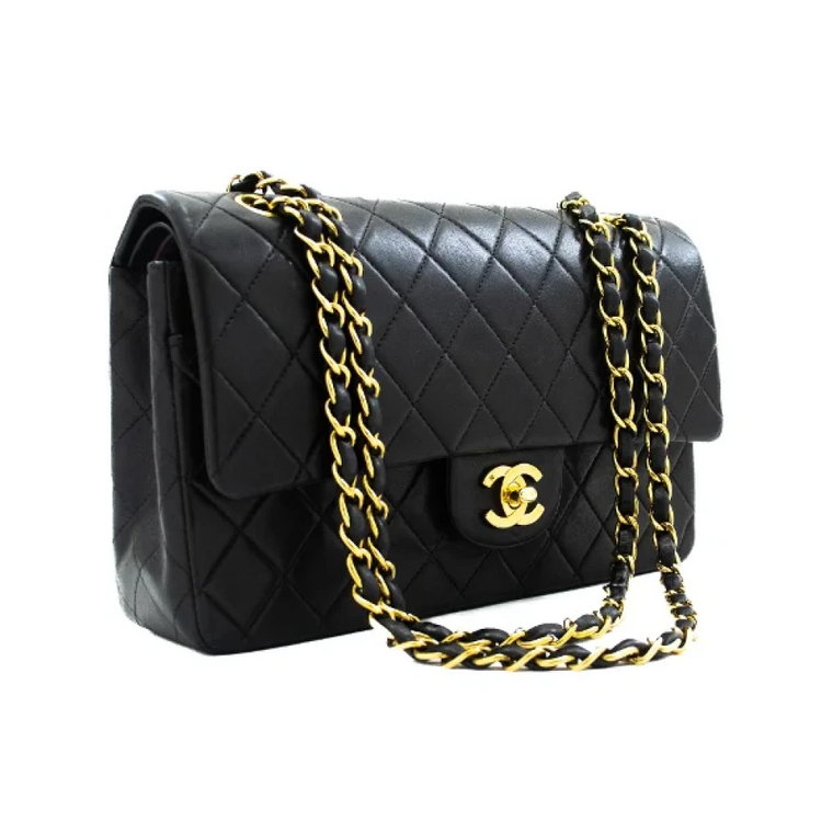 Czarna skórzana torebka z klapką Chanel Vintage