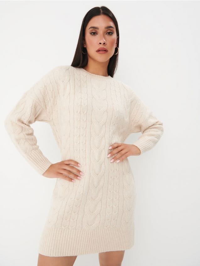 Mohito - Swetrowa kremowa sukienka mini - kremowy