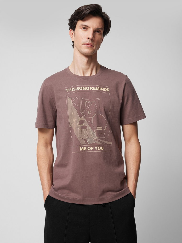T-shirt regular z nadrukiem męski Outhorn - brązowy