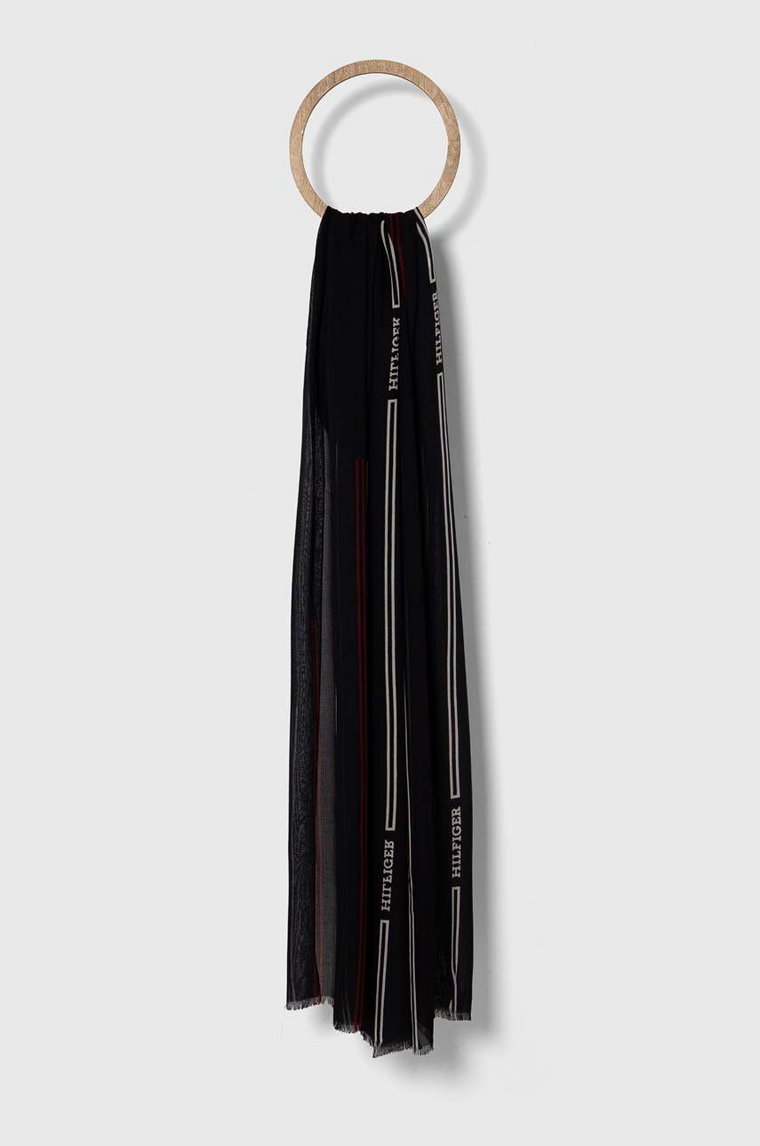 Tommy Hilfiger szal damski kolor granatowy wzorzysty AW0AW16369