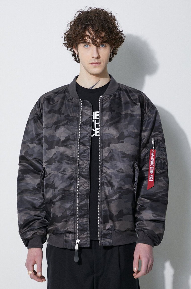 Alpha Industries kurtka bomber MA-1 CS Camo męski kolor czarny przejściowa