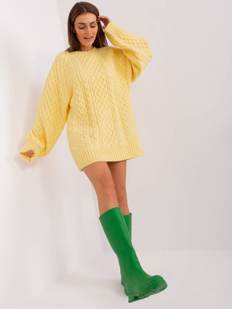 Sweter dzianinowa jasny żółty sukienka dekolt okrągły rękaw długi długość mini