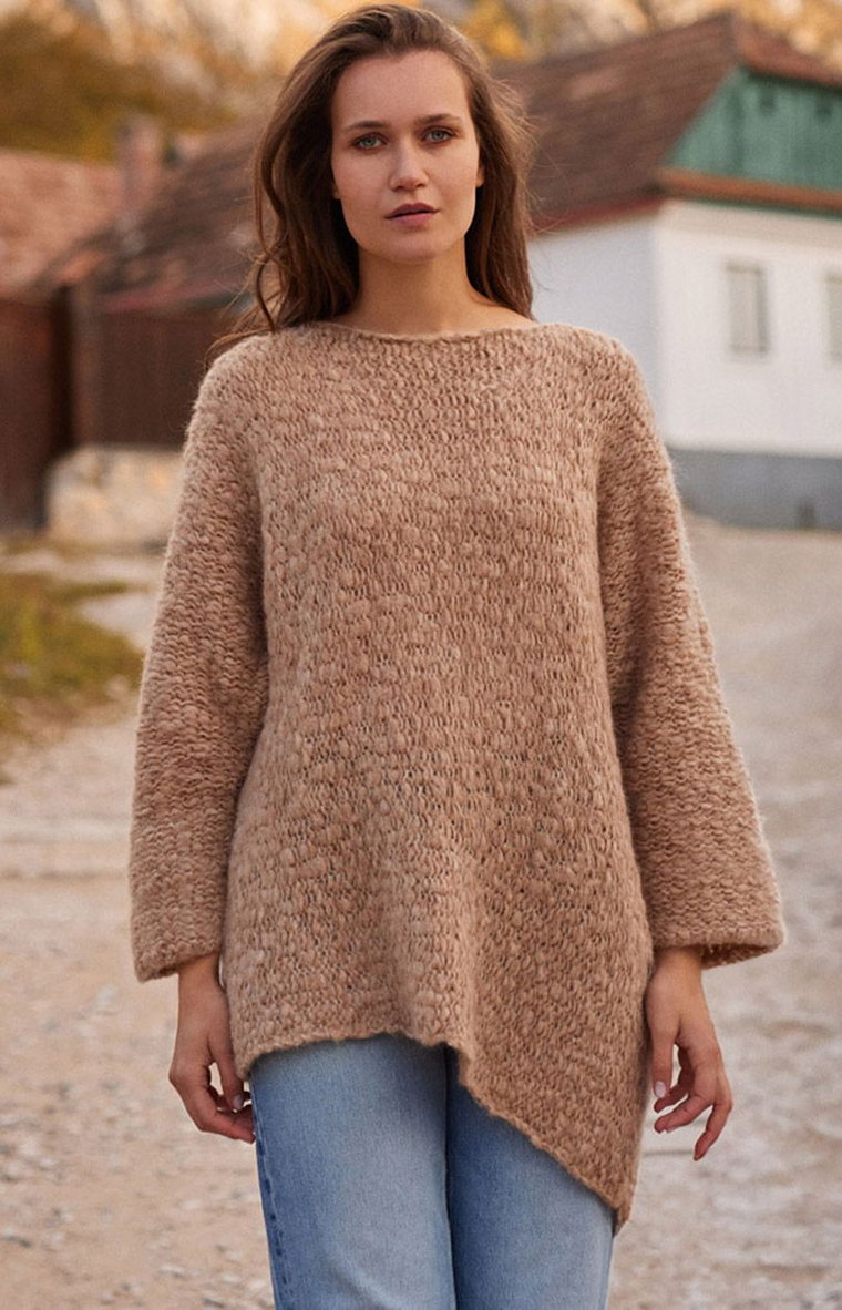 Oversizowy sweter damski mocca z niefarbowanej wełny alpaki F1777, Kolor mocca, Rozmiar one size, Fobya