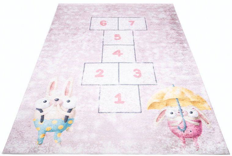 Jasnoróżowy dywan dla dzieci z grą w klasy i króliczkami - Lopa 3X