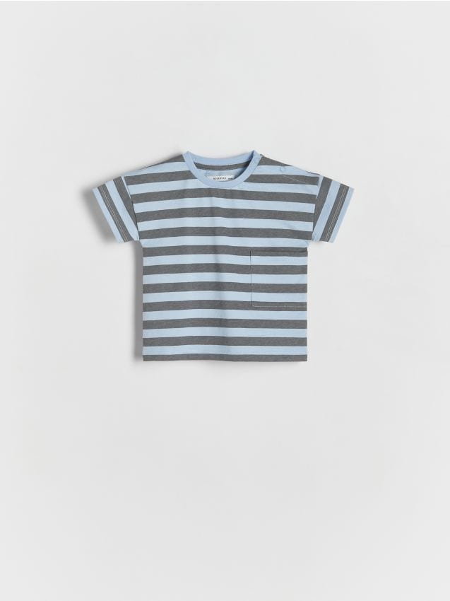 Reserved - T-shirt oversize w paski - jasnoniebieski