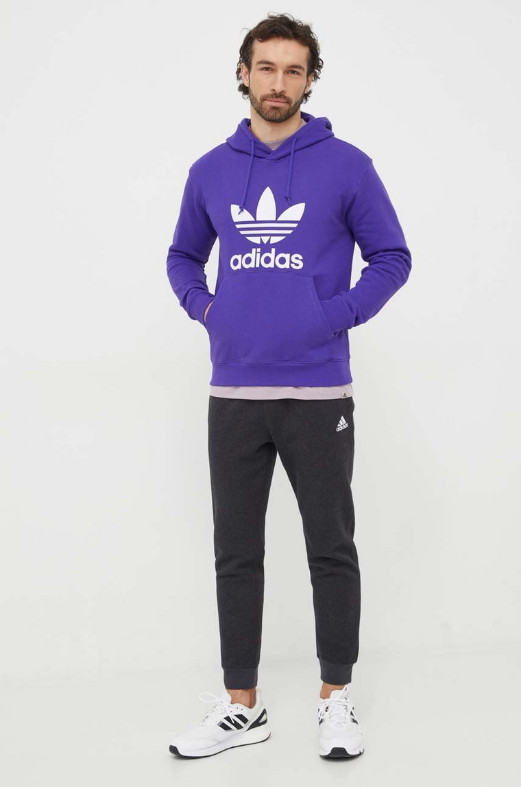 adidas Originals bluza bawełniana Adicolor Classics Trefoil męska kolor fioletowy z kapturem z nadrukiem IM9398