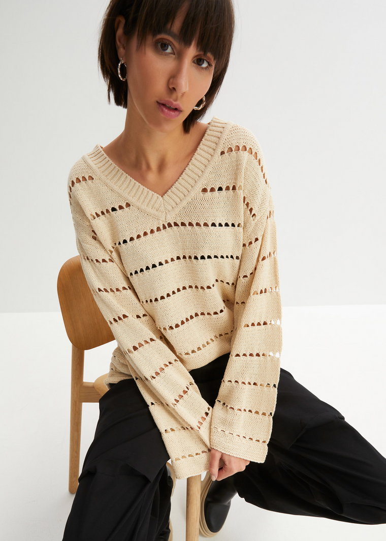 Sweter w ażurowy wzór
