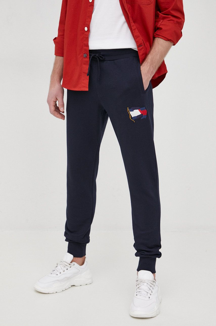Tommy Hilfiger spodnie dresowe bawełniane męskie kolor granatowy z  aplikacją Tommy Hilfiger