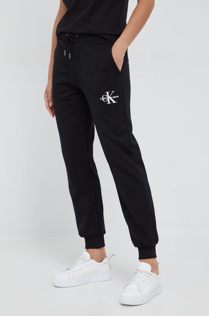 Calvin Klein Jeans spodnie dresowe damskie kolor czarny gładkie Calvin Klein  Jeans