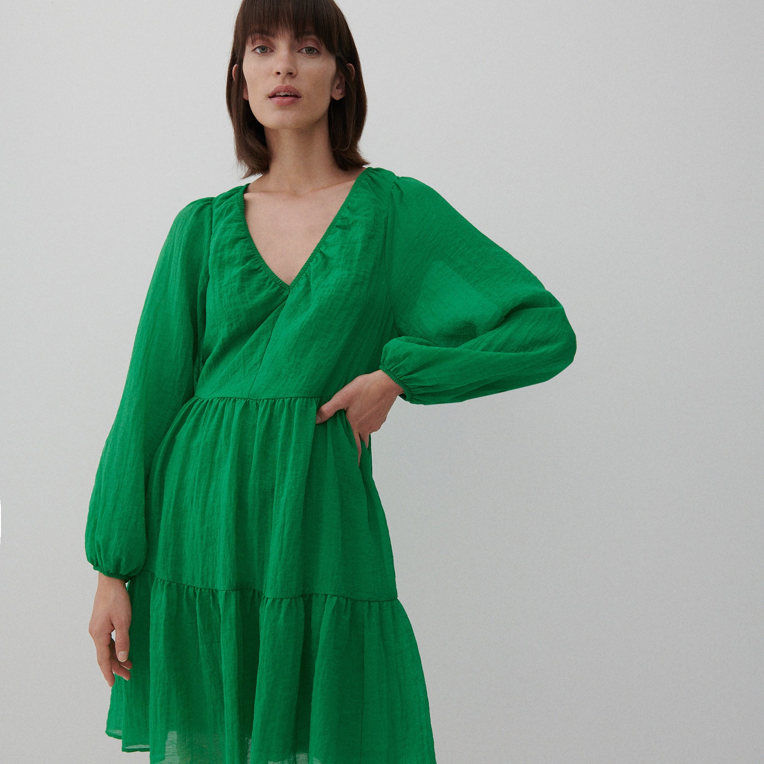 Reserved - Sukienka ze strukturalnej tkaniny - Zielony Reserved