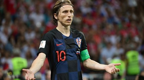 Luka Modrić we wczorajszym meczu z Rosją (fot. AFP)