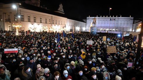 Demonstracja w Warszawie / fot. Radek Pietruszka, PAP