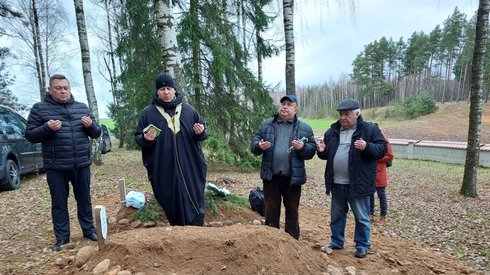 Bohoniki. Uroczystości pogrzebowe jednego z migrantów / fot. Martyna Bielska, Onet