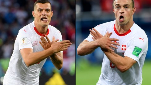 Xhaka i Shaqiri, pokazujący po strzelonych golach symbol dwugłowego orła (fot. PAP/EPA)