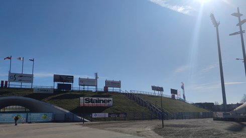 Słońce nad stadionem im. Alfreda Smoczyka