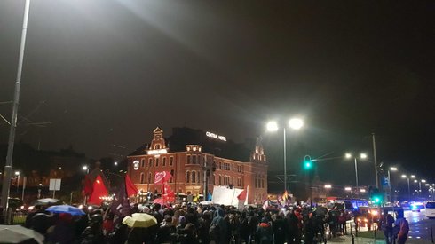 Demonstracja idzie przez centrum Gdańska. Fot. Piotr Olejarczyk