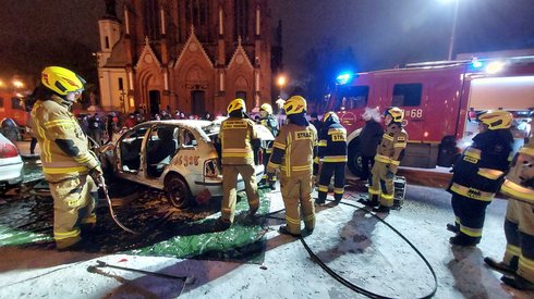 Strażacy z OSP Wasilków i OSP Jurowce przygotowali pokaz ratownictwa technicznego w ramach WOŚP w Białymstoku