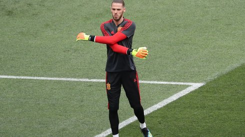 David De Gea na razie rosyjskiego turnieju nie może zaliczyć do udanych. Dziś się to zmieni? (fot. PAP/EPA)