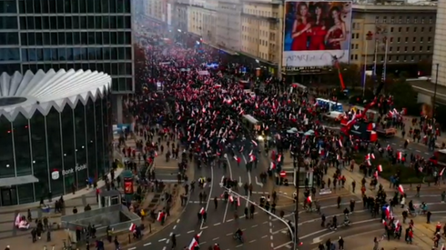 Marsz w Warszawie. Fot. Onet