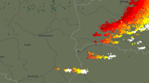 Rozmieszczenie wyładowań atmosferycznych (blitzortung.org)