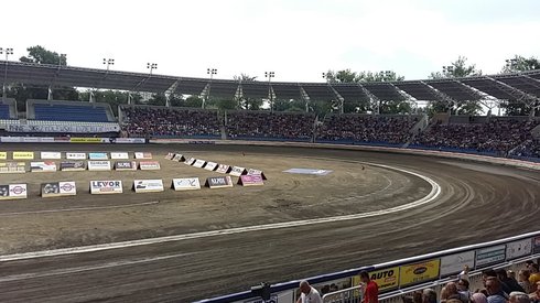 Nowy stadion Orła robi wrażenie.