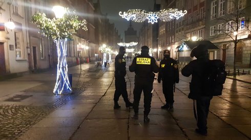 Strażnicy miejscy w centrum Gdańska, fot. Piotr Olejarczyk