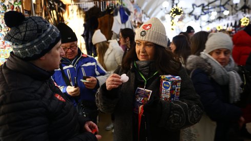 Aktorka Anna Dymna na finale WOŚP w Krakowie (Jakub Włodek / Agencja Wyborcza.pl) 