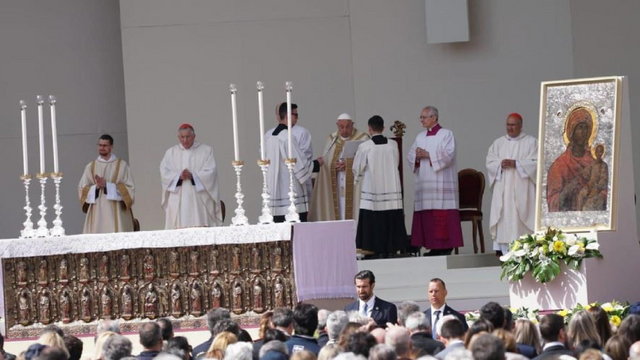Papież na Mszy w Wenecji: dbajmy o środowisko i o ludzkie dziedzictwo - Vatican News