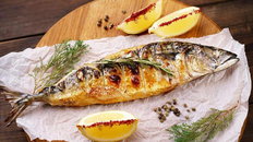 Weekendowe grillowanie — siedem prostych przepisów na ryby z grilla