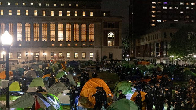 To koniec propalestyńskich protestów na amerykańskich uniwersytetach? Policja aresztuje aktywistów
