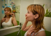 Polacy wciąż traktują mycie zębów z dystansem. Raport nie pozostawia złudzeń