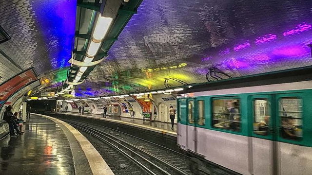 Zmiany procedur w przypadku zasłabnięcia pasażera w paryskim metrze - iFrancja