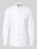 Koszule męskie - Koszula biznesowa o kroju slim fit z mieszanki bawełny z kołnierzykiem typu kent - miniaturka - grafika 1