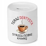 Skarbonki - SKARBONKA DLA DENTYSTY STRZELI SOBIE KAWKĘ PREZENT z Nadrukiem ze Zdjęciem - miniaturka - grafika 1