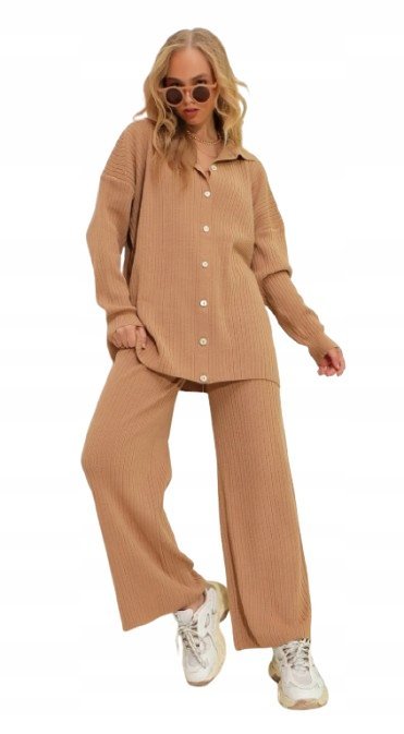 TRENDYOL BRĄZOWY KOMPLET DZIANINOWY Z GUZIKAMI DAMSKI 5AA